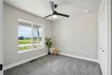 808 Crestview - Photo 10
