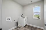 808 Crestview - Photo 15