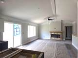1820 Shady Grove Road - Photo 4