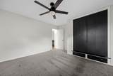 1053 Rainbow Blvd - Photo 14
