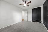 1053 Rainbow Blvd - Photo 20