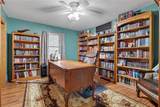 811 Valley Court - Photo 10