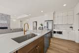 524 Park View Court - Photo 13