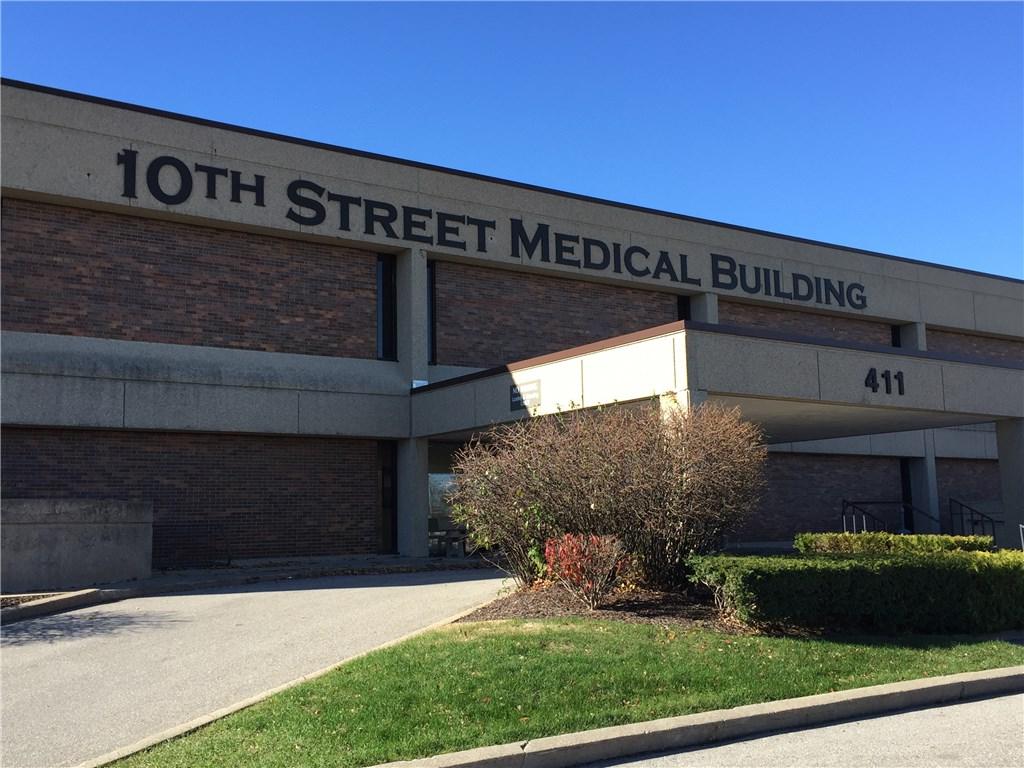 411 10th Street - Photo 1