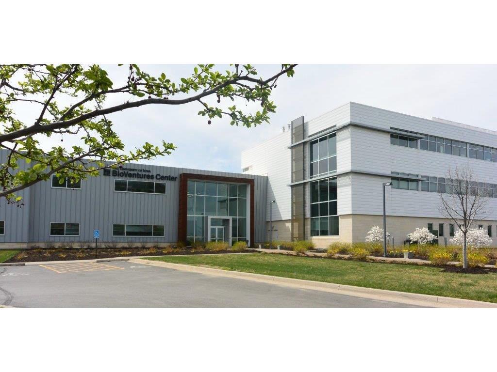 2500 Crosspark Road - Photo 1