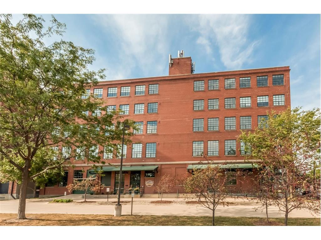 905 3rd Street - Photo 1