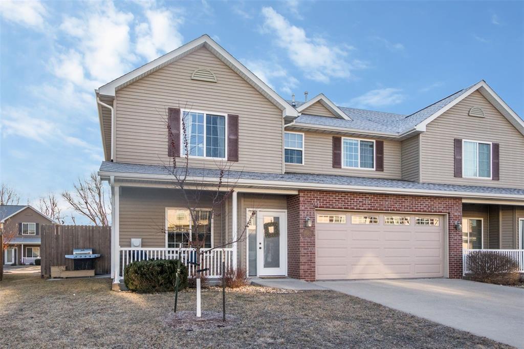 1592 Burr Drive - Photo 1