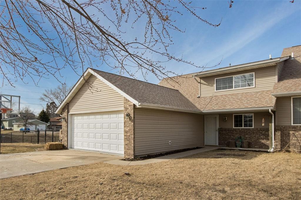 302 2nd Street - Photo 1