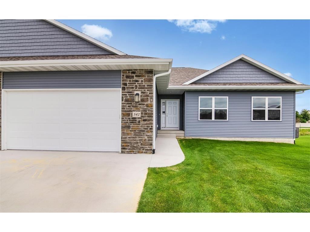 542 Meadow Oak Circle - Photo 1