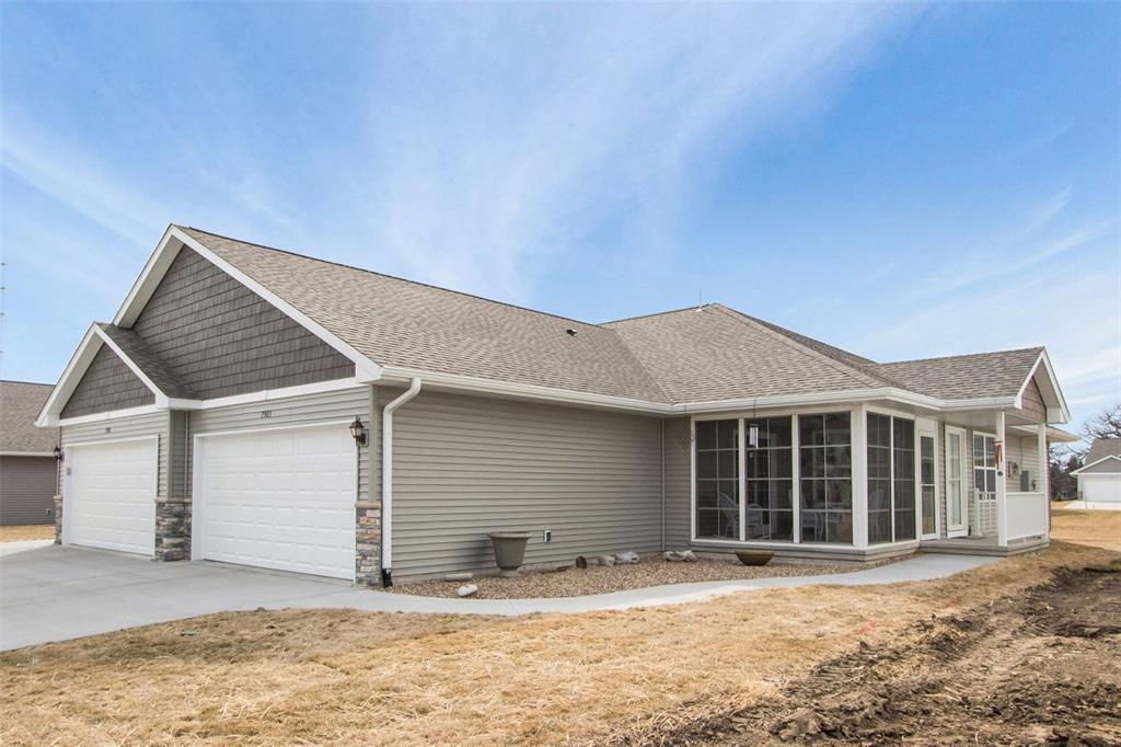 7503 Summerset Avenue - Photo 1