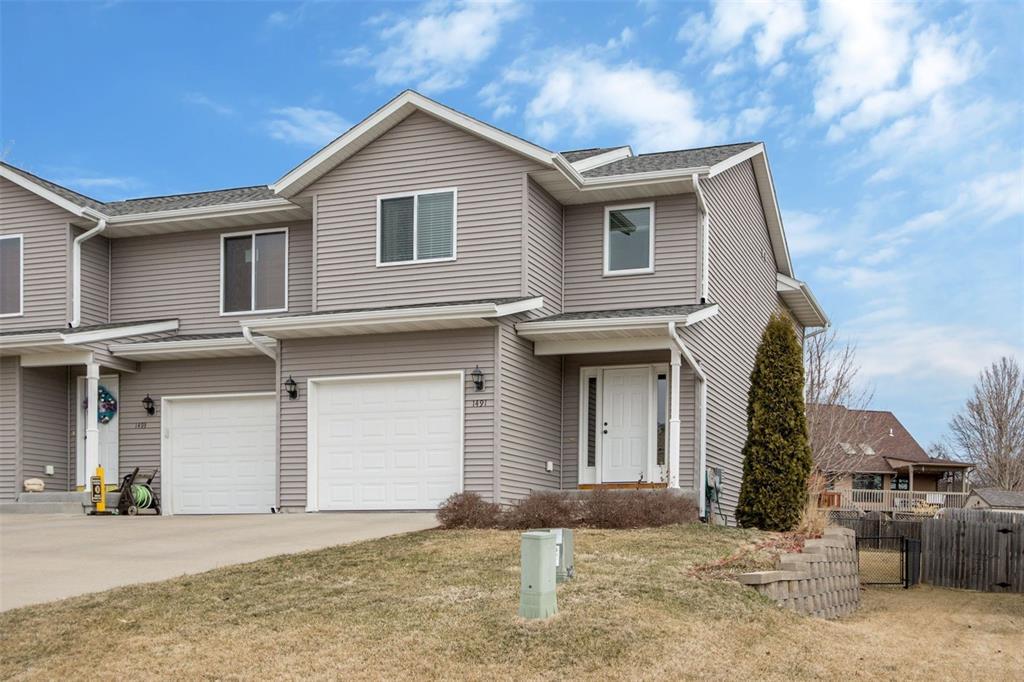 1491 Walker Way - Photo 1