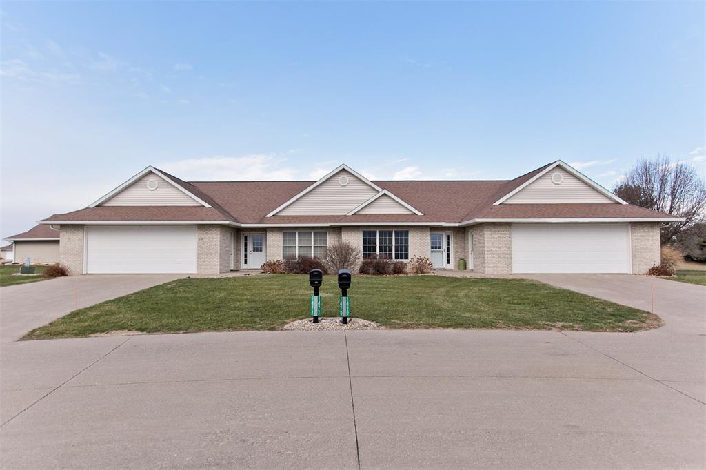 1479 Ridgeview Avenue - Photo 1