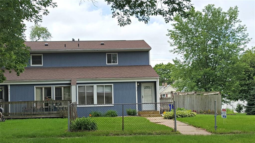 929 9th Street - Photo 1