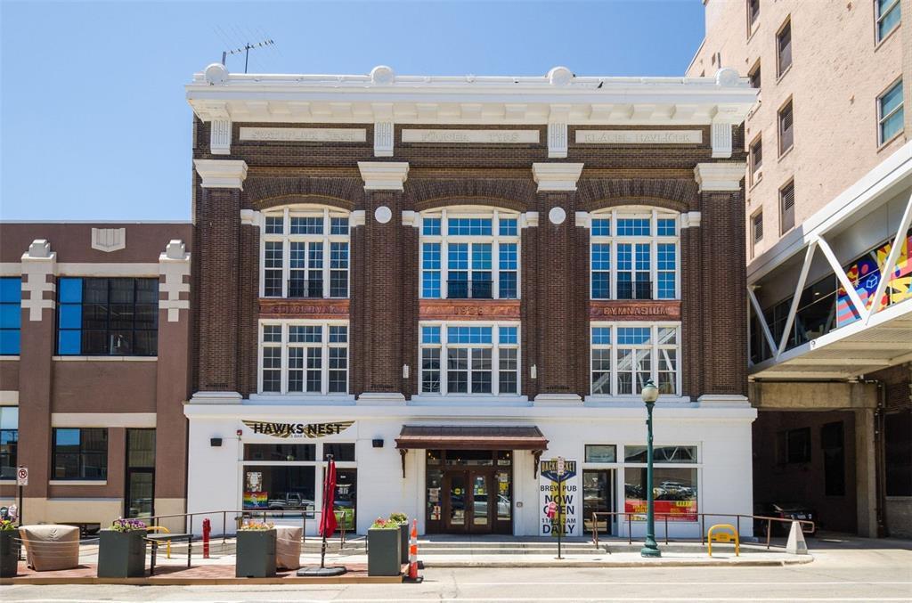 415 3rd Street - Photo 1