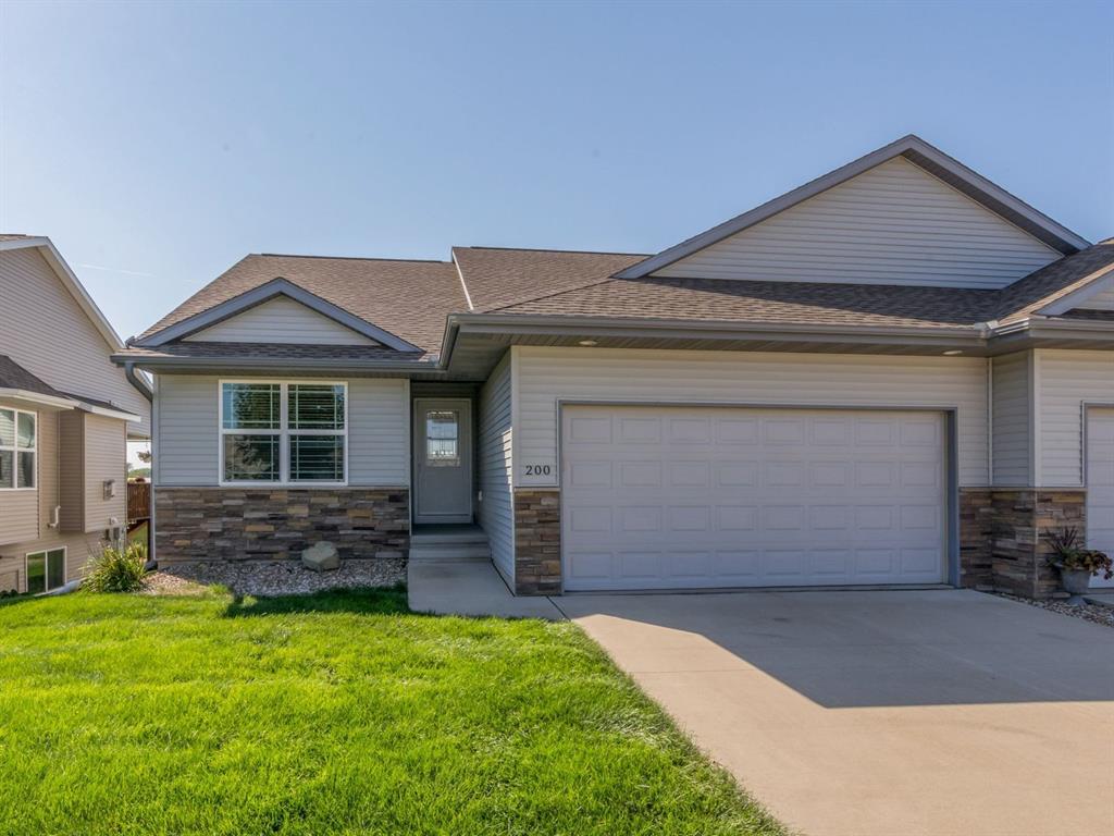 200 Ridge View Drive - Photo 1