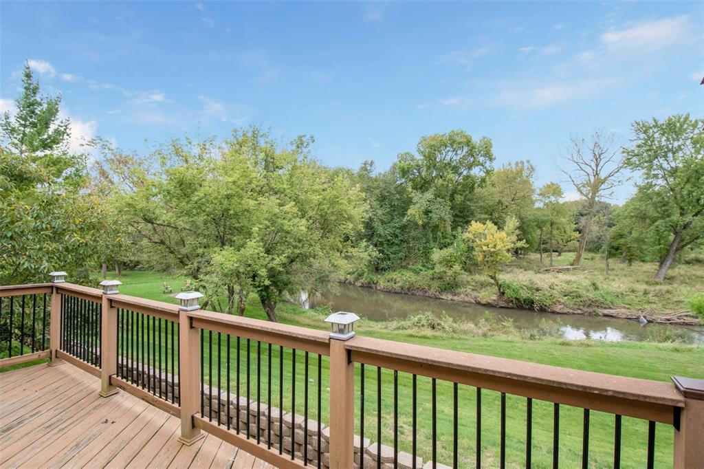 225 40th St Drive - Photo 1