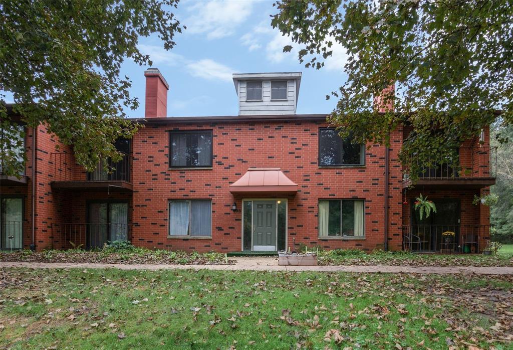406 Teakwood Lane - Photo 1