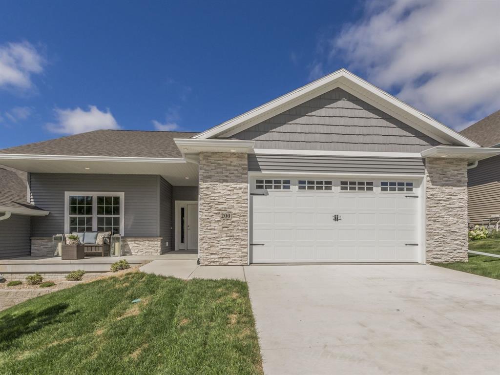 200 Cemar Court - Photo 1
