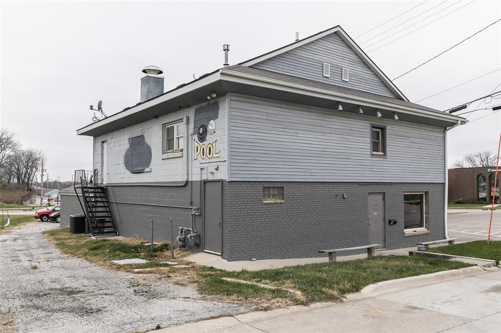 648 8th Street - Photo 1