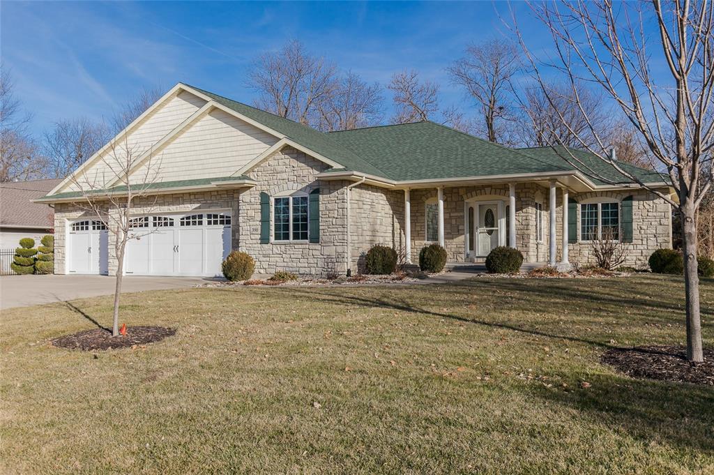 390 Evergreen Lane - Photo 1