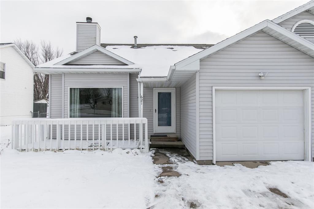 621 Sovers Street - Photo 1