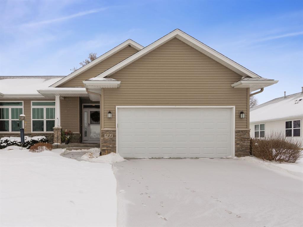525 Shannon Drive - Photo 1