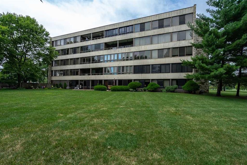 820 Club House Road - Photo 1