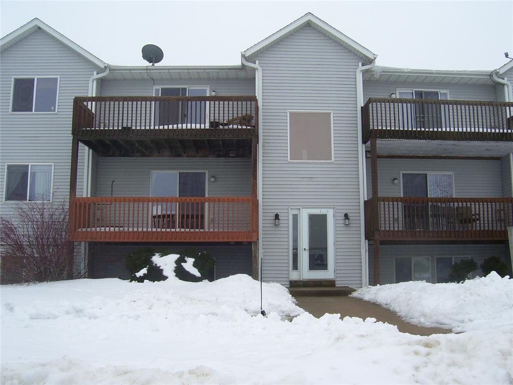 405 James Boulevard - Photo 1