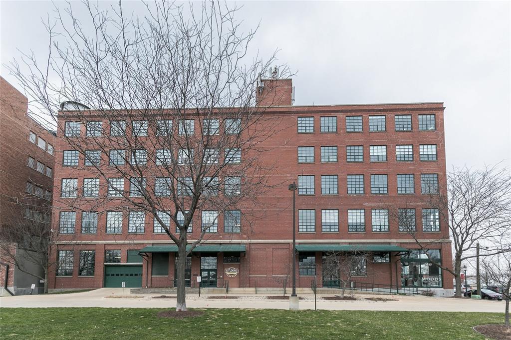 905 3rd Street - Photo 1