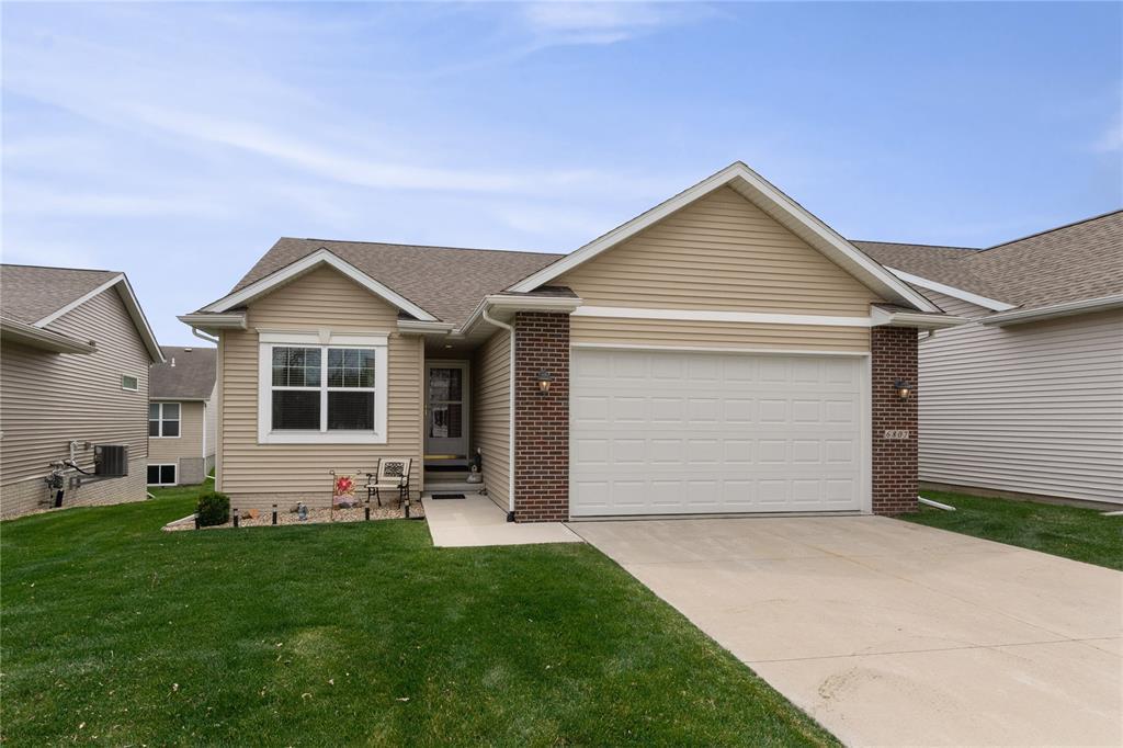 6807 Waterview Drive - Photo 1