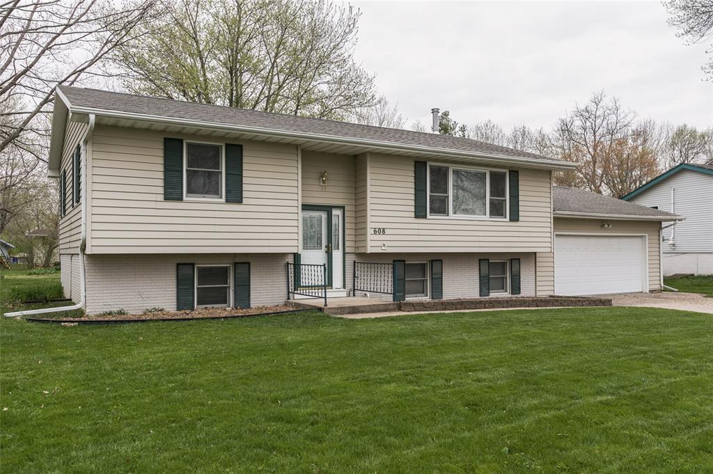 608 Green Acres Drive - Photo 1