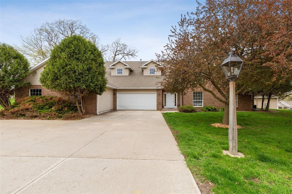 425 27th Avenue - Photo 1