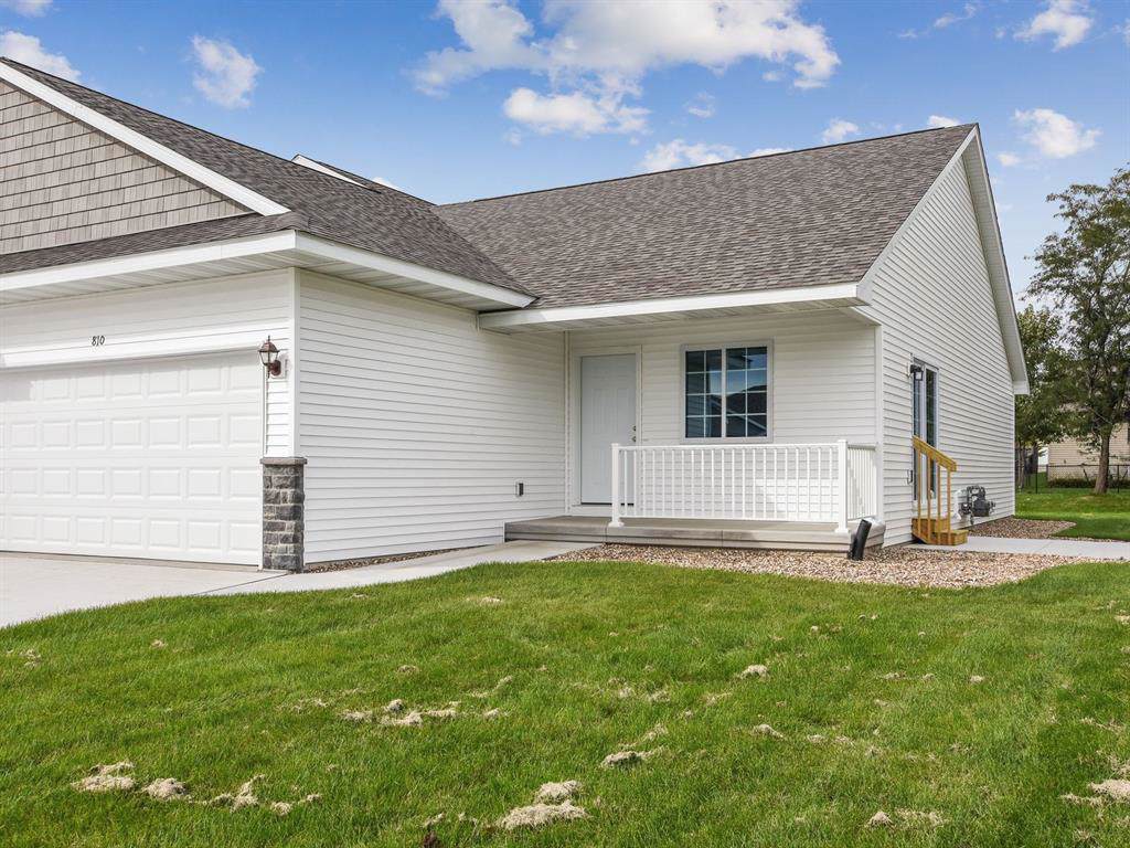 810 Deer Run Drive - Photo 1