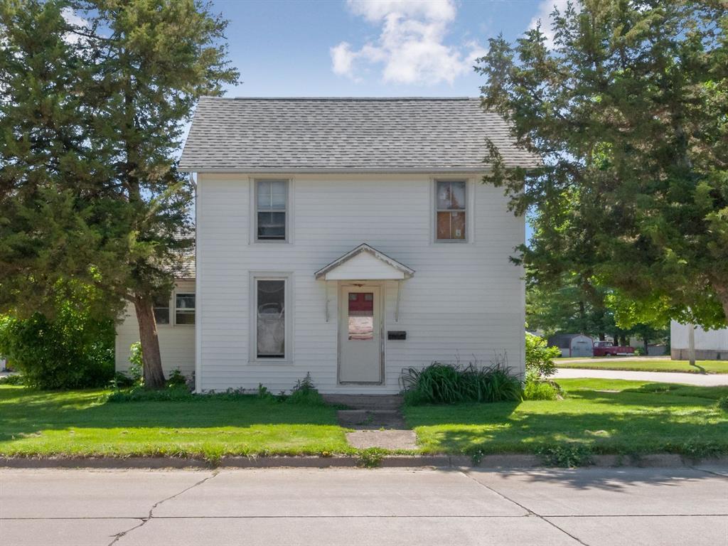 504 Gill Street - Photo 1