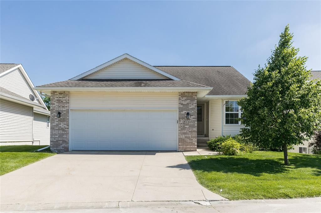 4165 Lakeview Drive - Photo 1