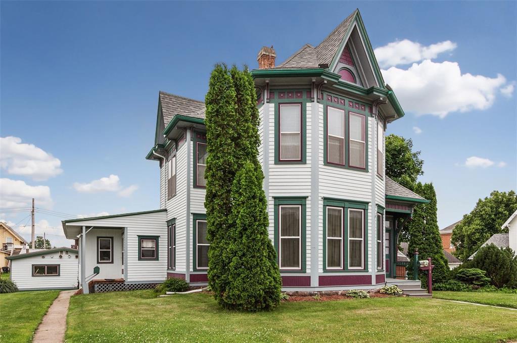 504 5th Street - Photo 1
