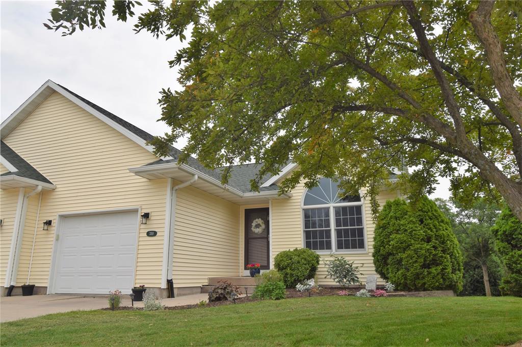 330 12th Avenue - Photo 1