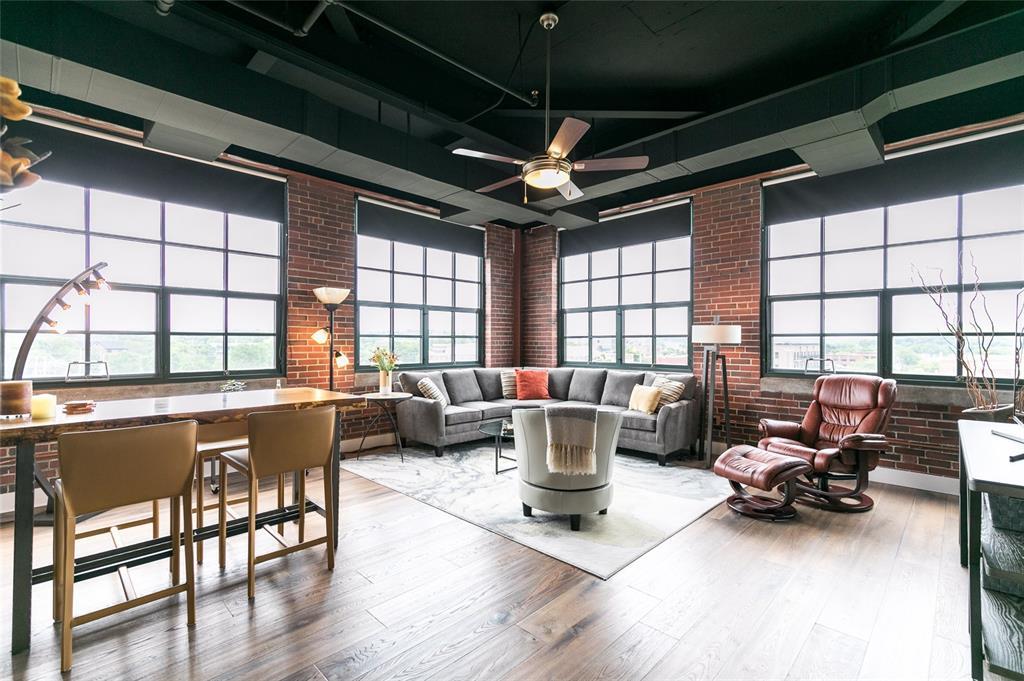 905 3rd Street - Photo 1