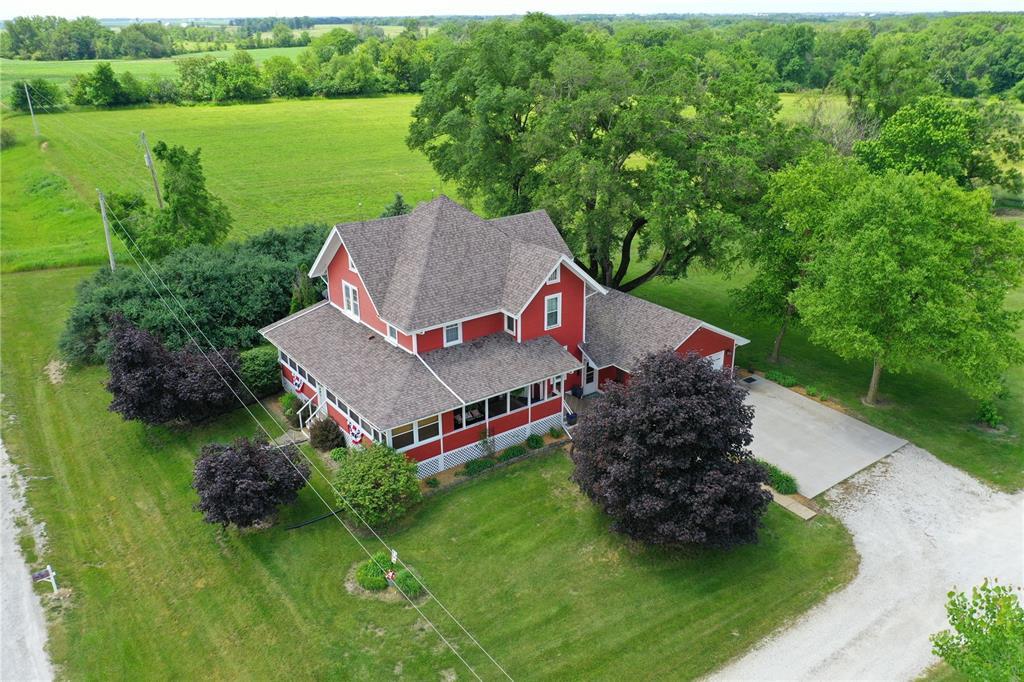 3245 Elm Avenue - Photo 1