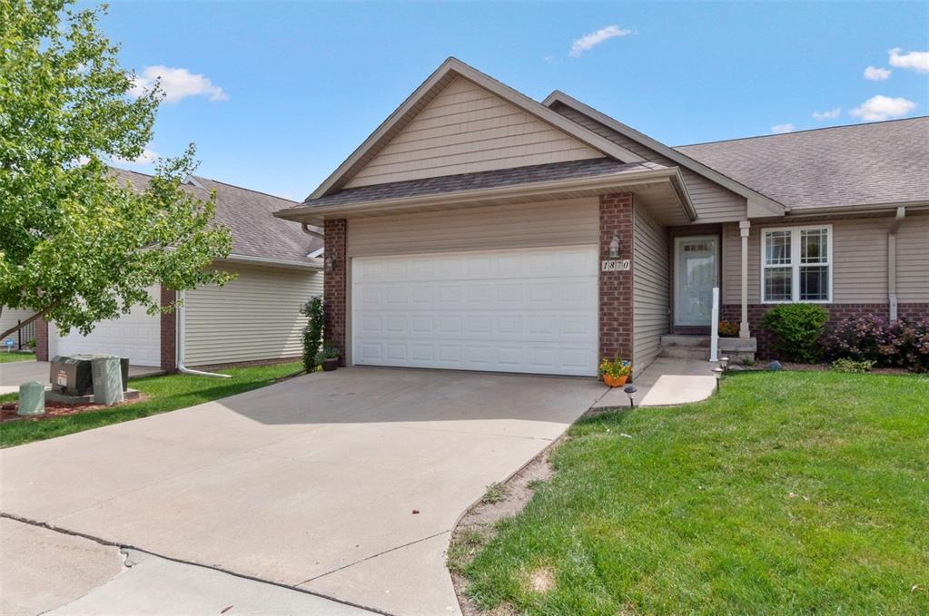 1870 Goose Lake Circle - Photo 1