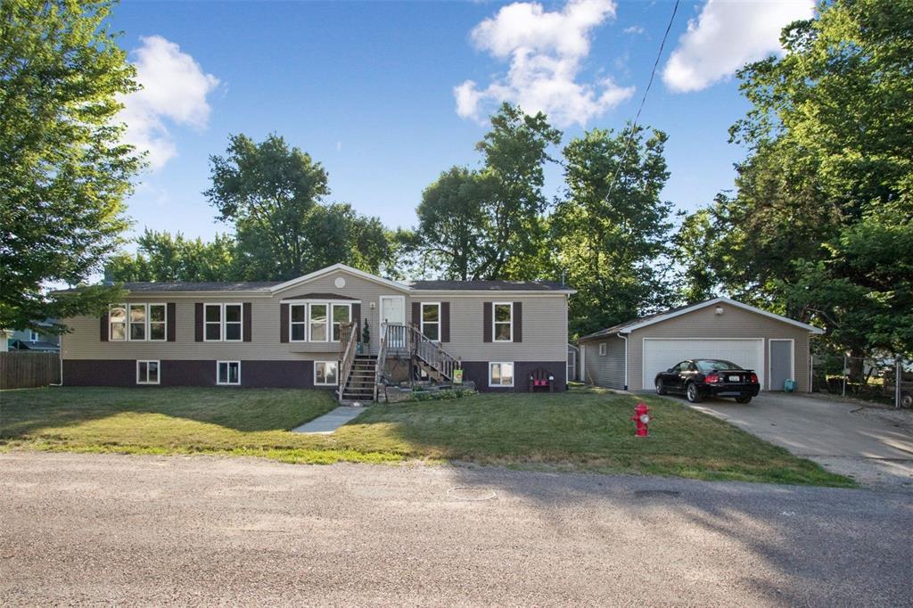 602 2nd Street - Photo 1
