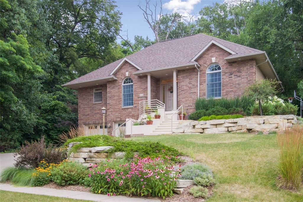 819 Timber Court - Photo 1