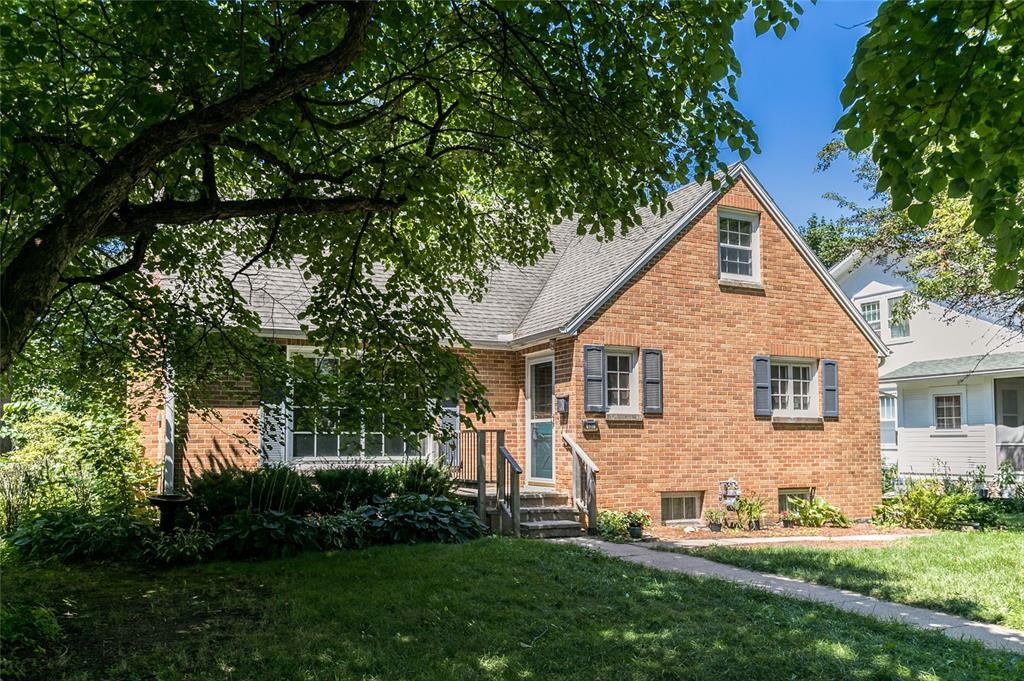 920 17th Street - Photo 1