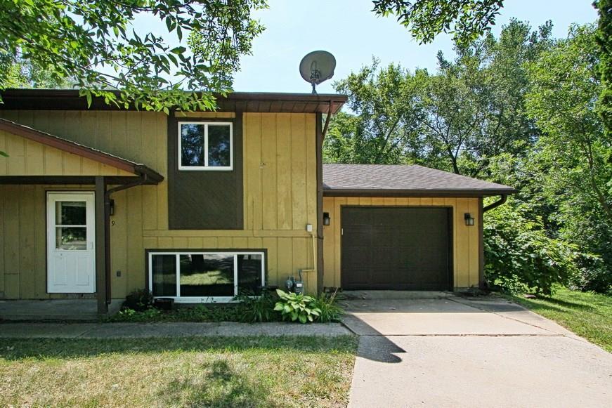 1309 Southview Circle - Photo 1