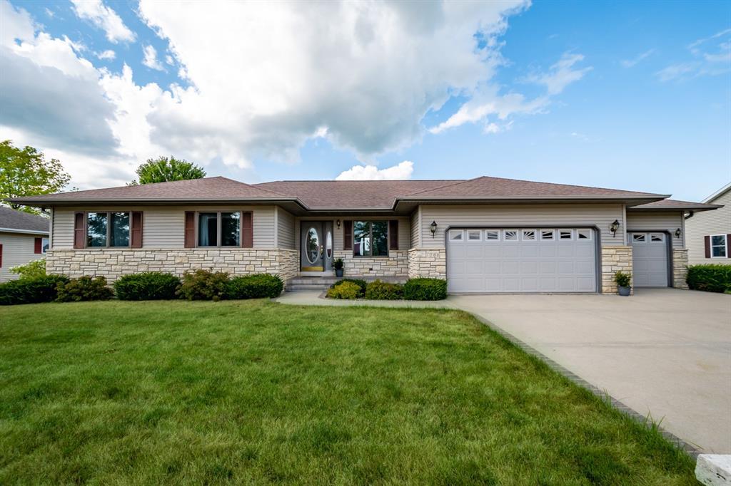 1708 Meadow Ridge Drive - Photo 1