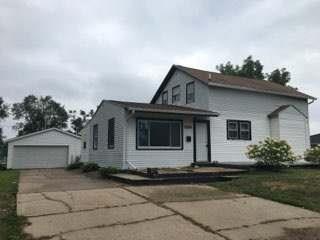 938 15th Avenue - Photo 1