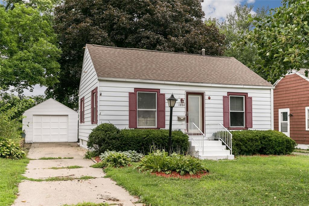 1004 23rd Street - Photo 1