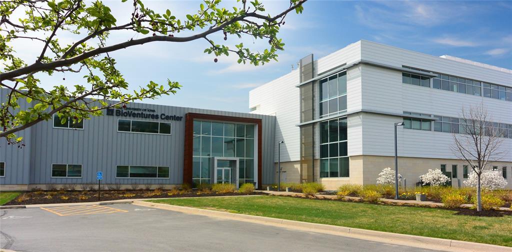 2500 Crosspark Road - Photo 1