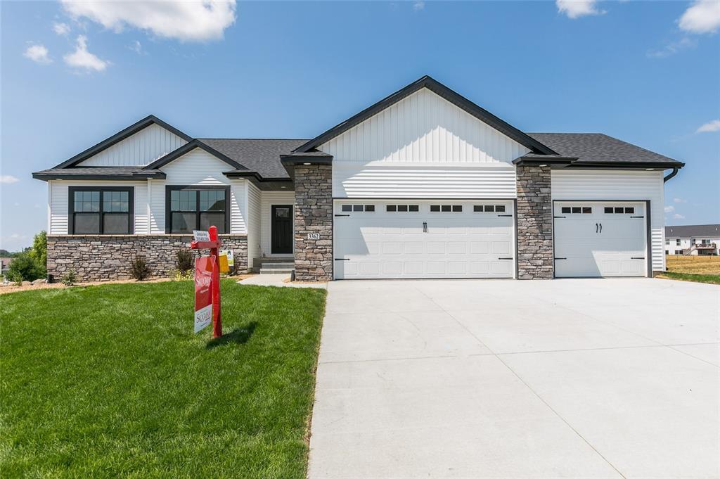 3362 Edgebrooke Drive - Photo 1