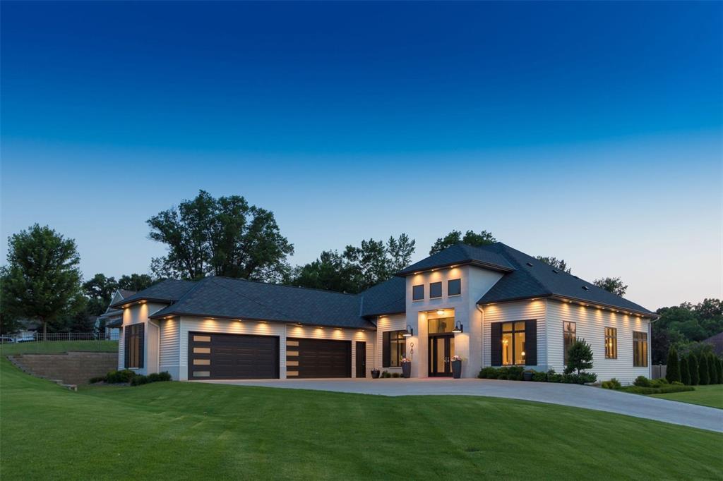 981 Timber Ridge Court - Photo 1